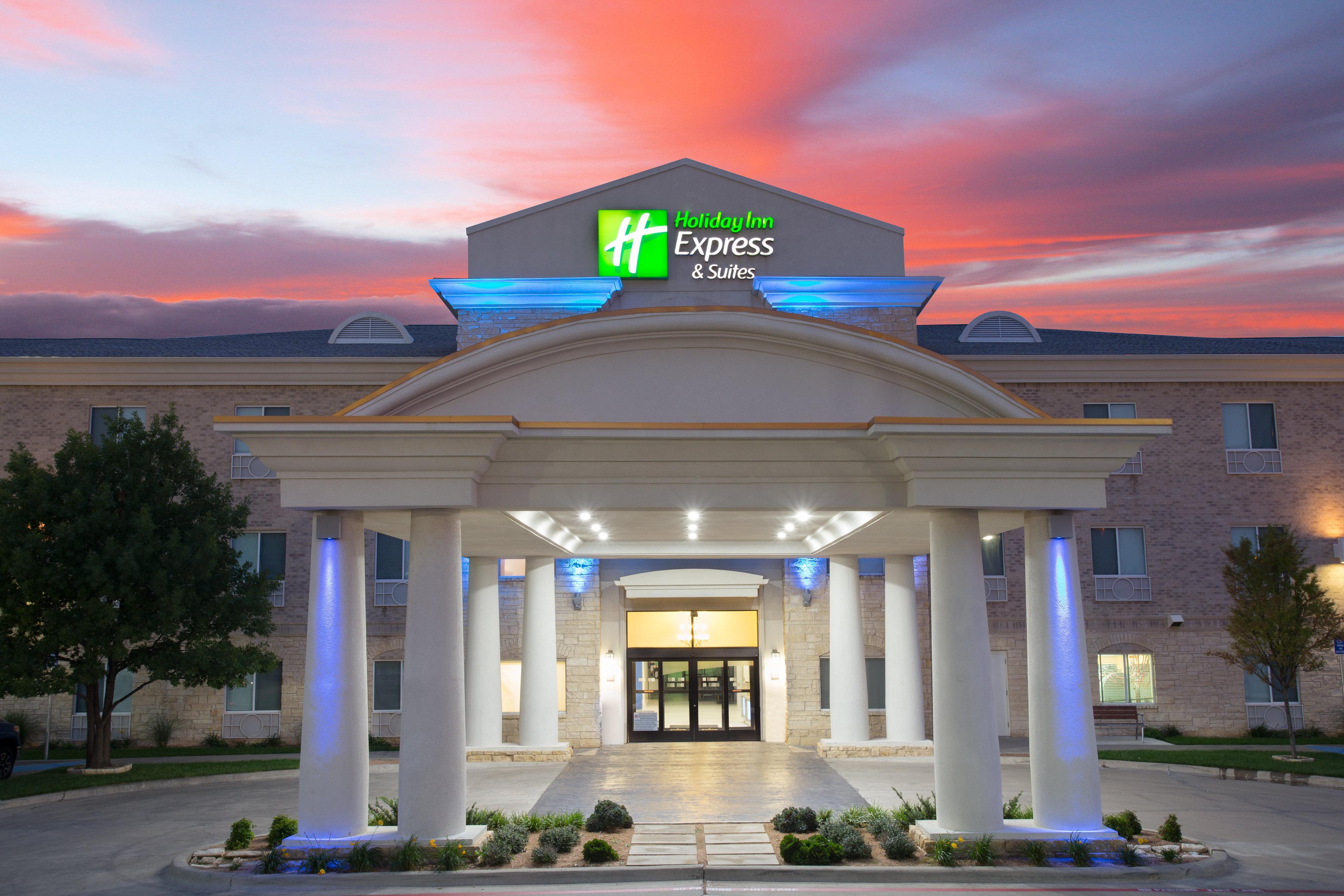 Holiday Inn Express & Suites Amarillo By Ihg Екстериор снимка