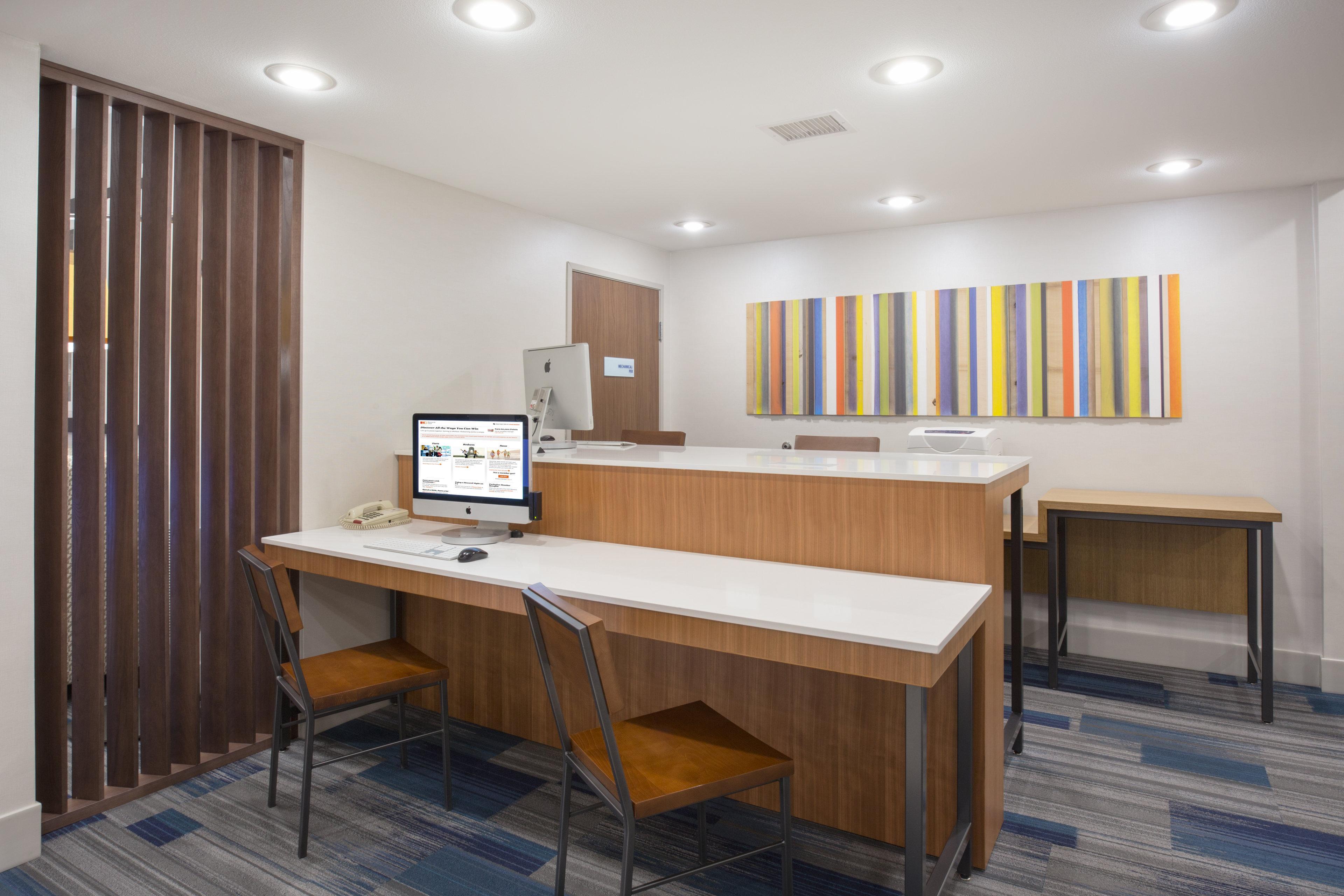 Holiday Inn Express & Suites Amarillo By Ihg Екстериор снимка