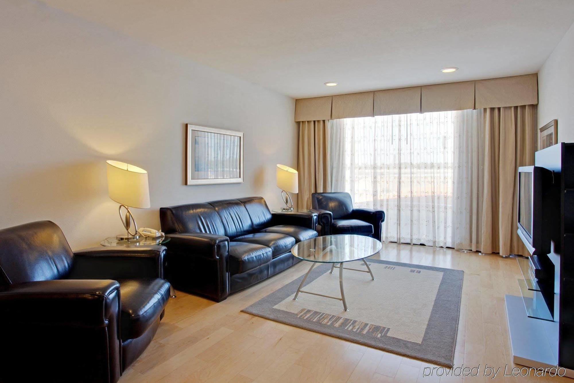 Holiday Inn Express & Suites Amarillo By Ihg Стая снимка